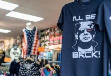 T-shirt with Donald Trump and "I'll Be Back!" text.